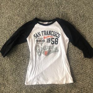 San Fransisco Giants top. Size small.